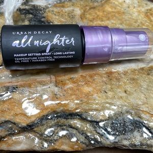 Urban Decay Makeup Setting Spray